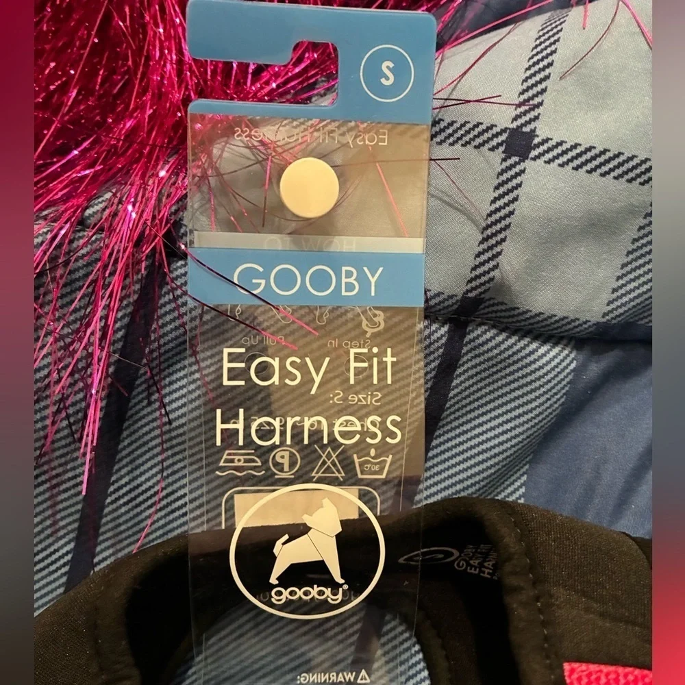 NWT Gooby Hot Pink Small Dog Harness, Easy Fit No Pull with Quick Release Buckle